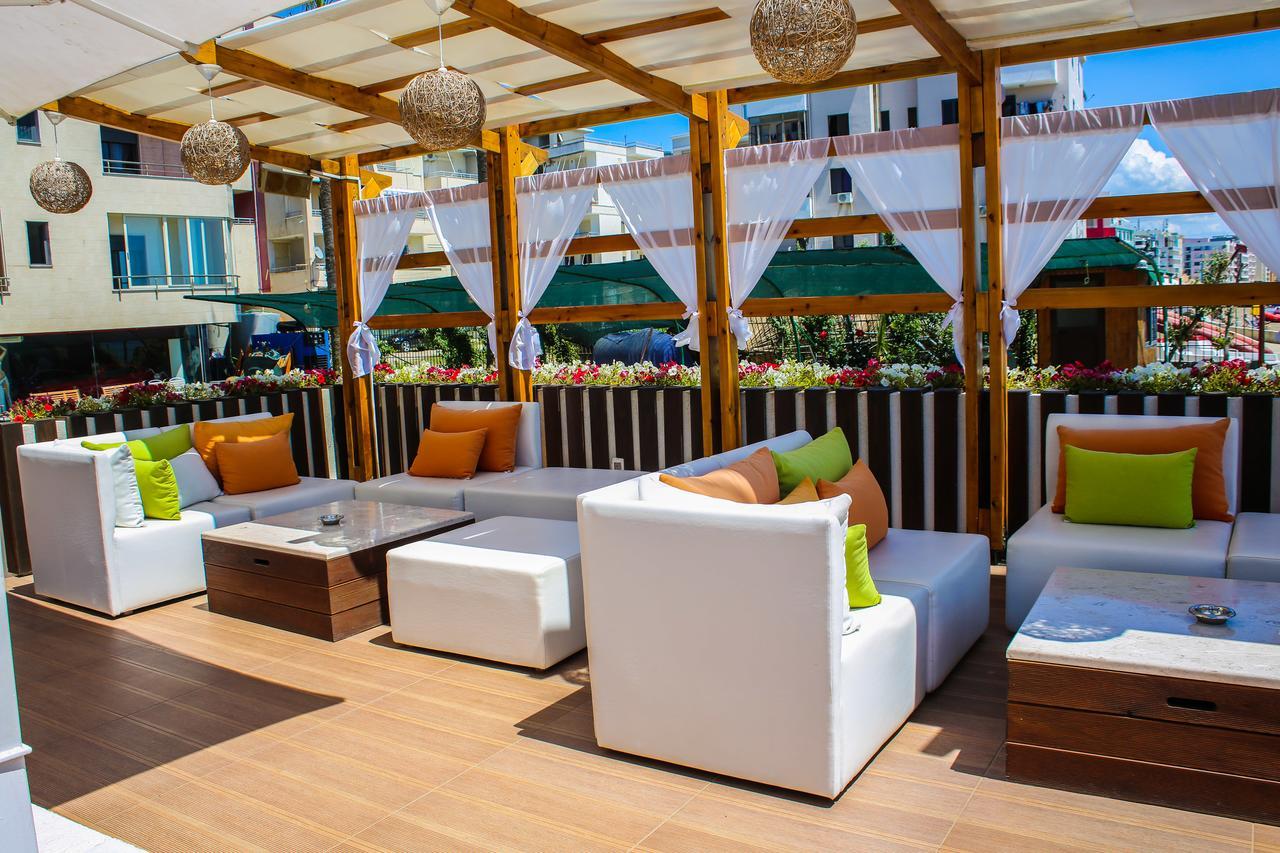 Hotel La Quercia Durres Exterior photo