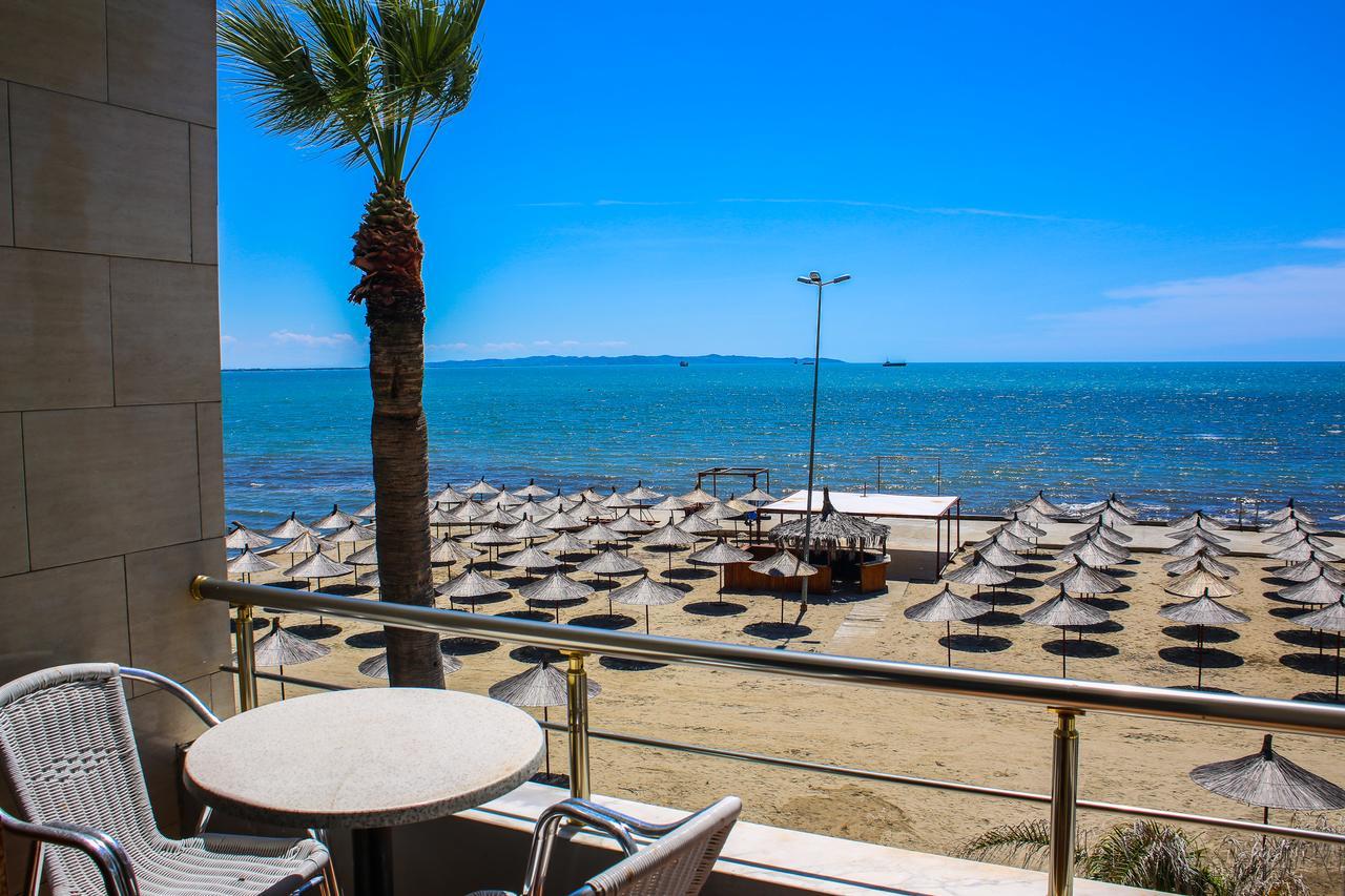 Hotel La Quercia Durres Exterior photo
