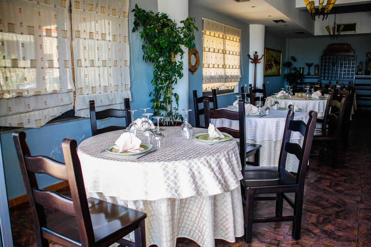 Hotel La Quercia Durres Exterior photo